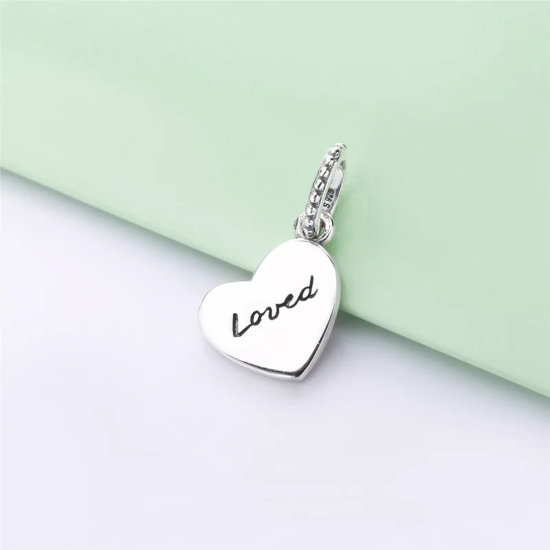 (kuva) Asymmetric Heart of Love Pendant Charm - 797820ENMX - Helat | PANDORA - Näytä 4