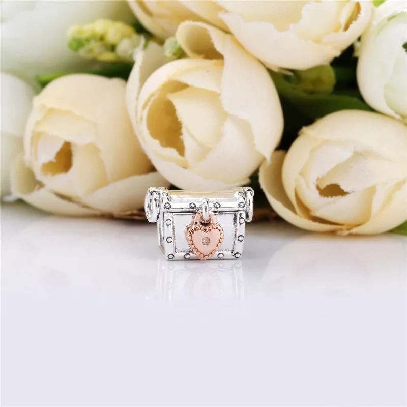 (kuva) PANDORA Club Charm 2019 - 787792D - Helat | PANDORA - Näytä 2