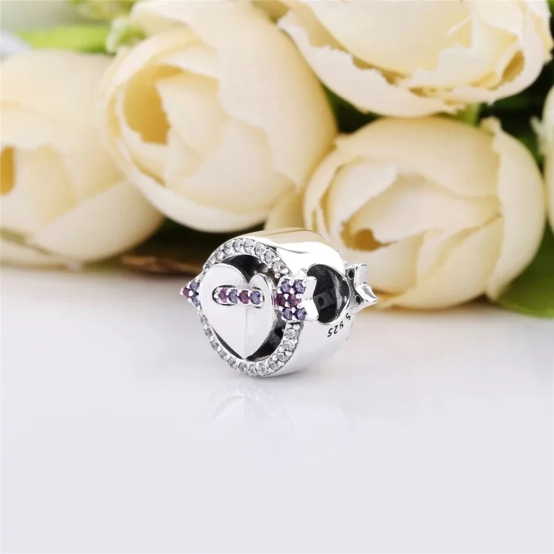 (kuva) Sparkling Arrow and Heart Charm - 797827CZMX - Helat | PANDORA - Näytä 3