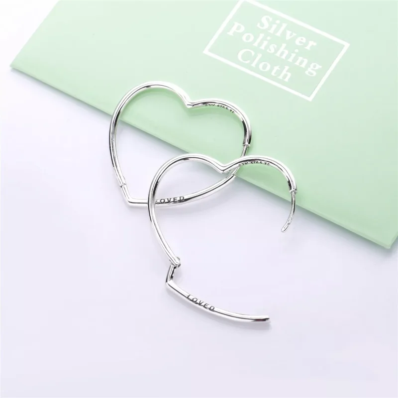 (kuva) Asymmetric Hearts of Love Korvarenkaat - 297822 - Korvakorut | PANDORA - Näytä 4