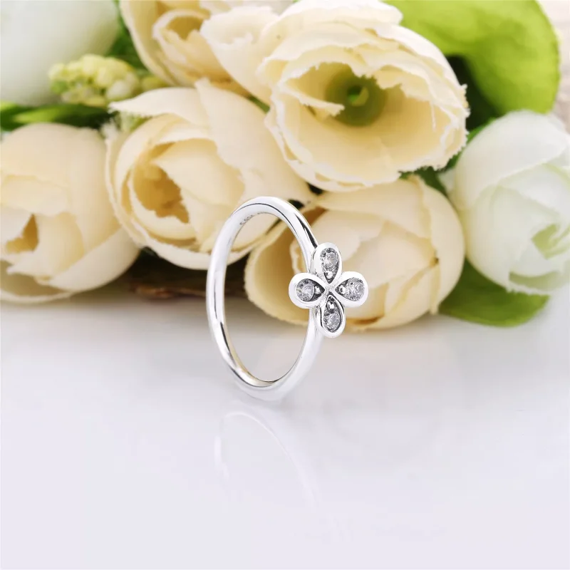 (kuva) Four-Petal Flower Ring - 197967CZ - Sormukset | PANDORA - Näytä 2