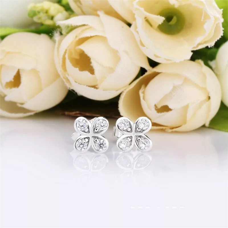 (kuva) Four-Petal Flowers Nappikorvakorut - 297968CZ - Korvakorut | PANDORA - Näytä 2