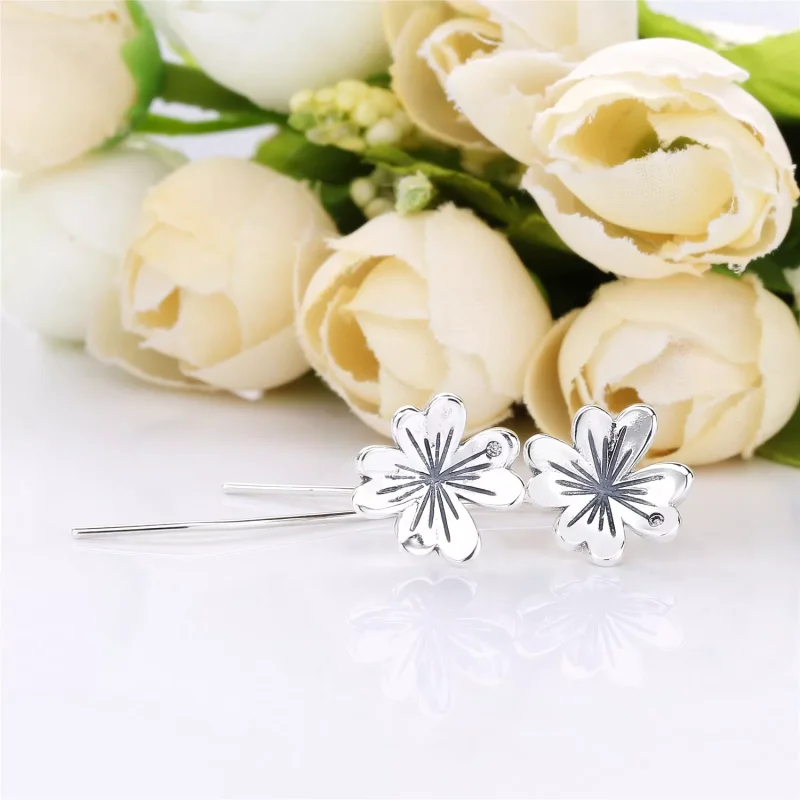 (kuva) Lucky Four-Leaf Clovers Drop Korvakorut - 297908CZ - Korvakorut | PANDORA - Näytä 2