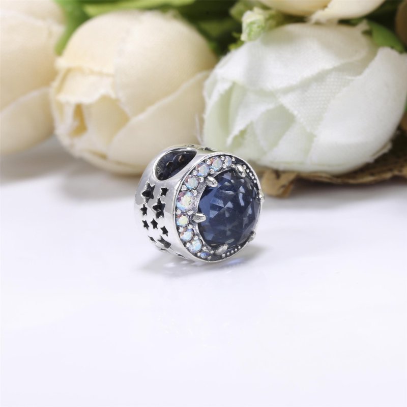 (kuva) PANDORA Kuu ja Yötaivas - Charm - 798524C01 - Näytä 3