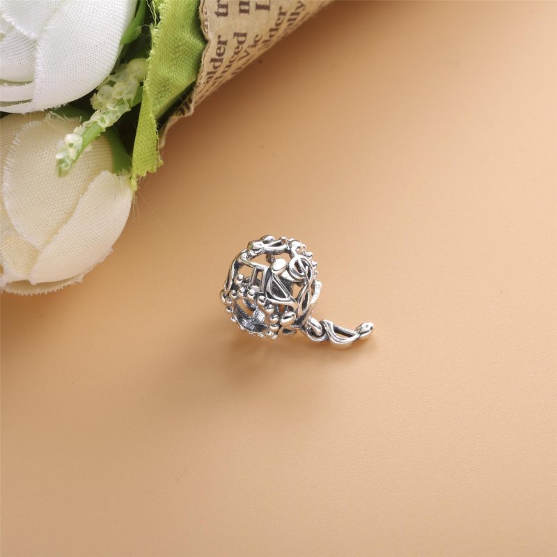 (kuva) PANDORA Openwork Music Notes Charm - 798779C00 - Näytä 4