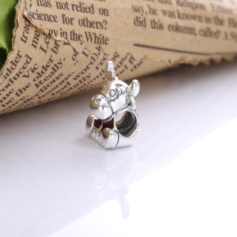 (kuva) PANDORA Kanada Hirven Vaahteranlehti Charm - 798931C01 - Näytä 2