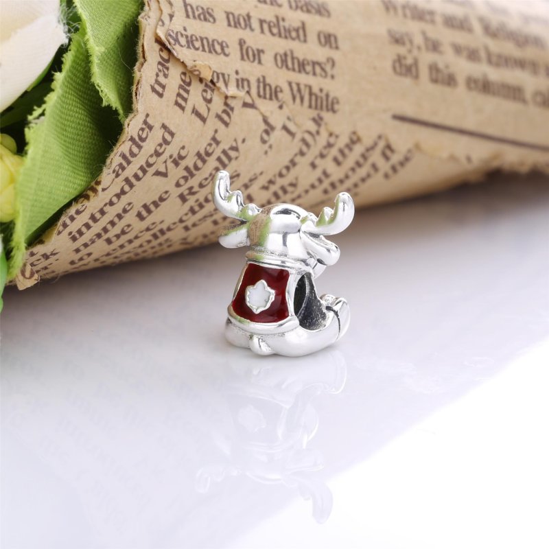 (kuva) PANDORA Kanada Hirven Vaahteranlehti Charm - 798931C01 - Näytä 4