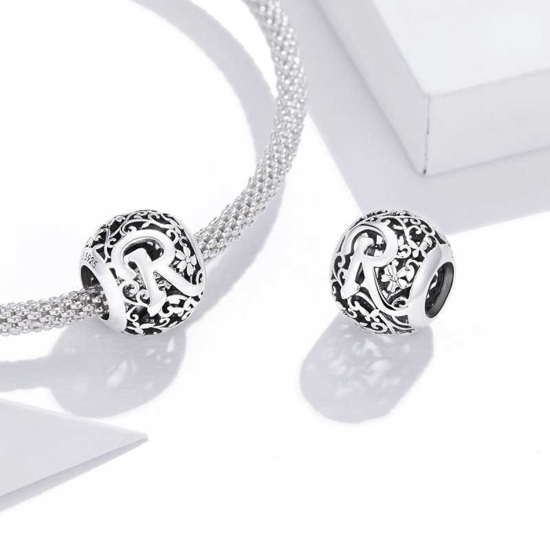(kuva) Pandora-tyylinen Ristikkokukka R-kirjain -koru - SCC1444-R - Näytä 4