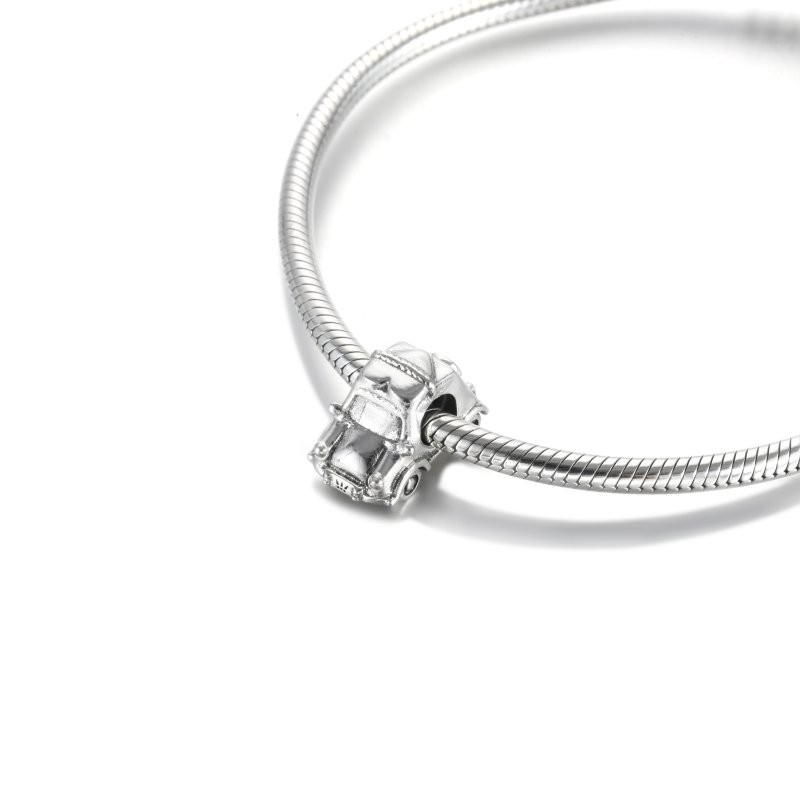 (kuva) PANDORA Sähköauton Amuletti - 799330C01 - Näytä 5
