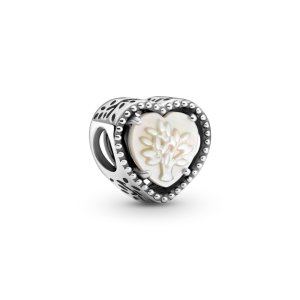 (kuva) PANDORA Openwork Heart & Family Tree Charm - 799413C01