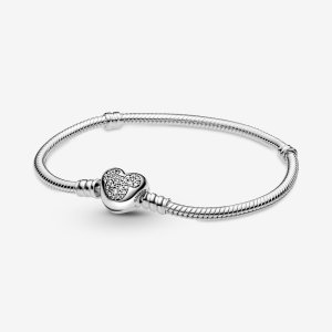 (kuva) Disney Pandora Moments Mikki Hiiri Sydänsolki Käärmeenköys Rannekori - 599299C01
