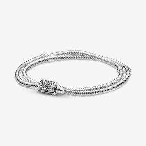 (kuva) Pandora Moments -kaksoiskääriväärä tynnyrilukko käärmeenrenkaalla ranne-/kaulakoru - 599544C01-D