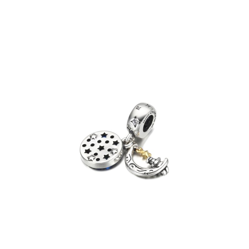 (kuva) PANDORA Joulupukki Kuussa Kaksoisriipus Charm - 769648C01 - Näytä 3