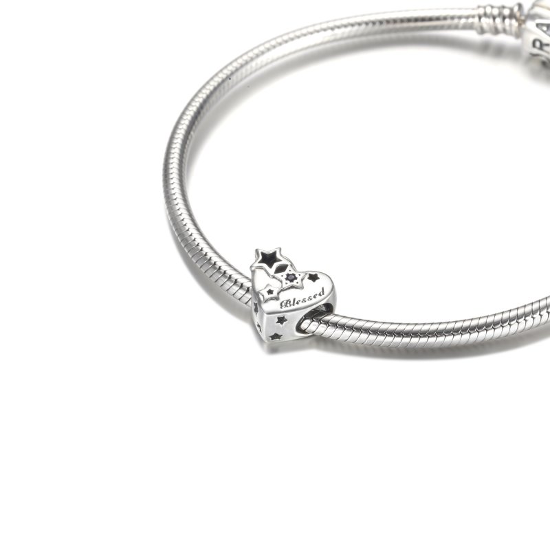(kuva) PANDORA Kiitollinen Sydän & Tähdet - Charm - 799527C01 - Näytä 5