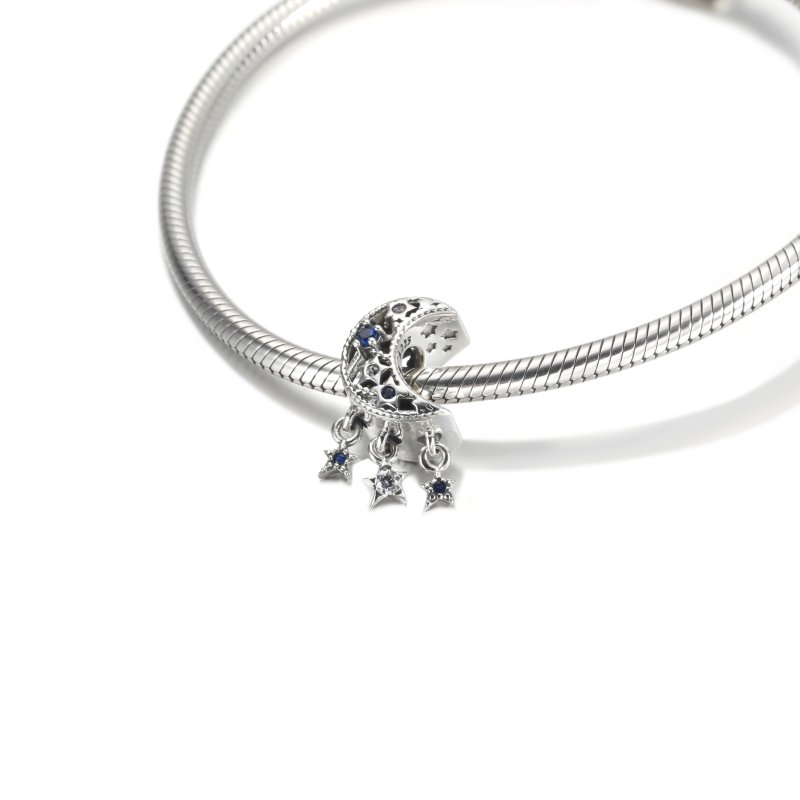 (kuva) PANDORA Tähti ja Kuun sirppi - Charm - 799643C01 - Näytä 5