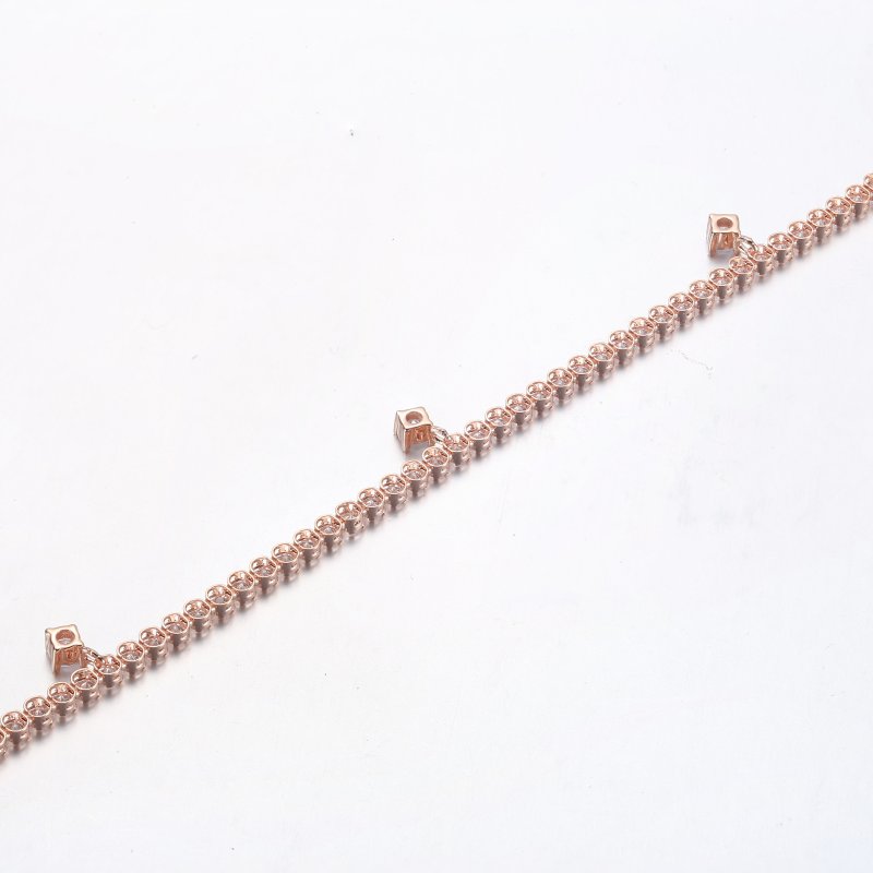 (kuva) PANDORA Sparkling Drops -tenniskoru - 582401C01 - Näytä 7