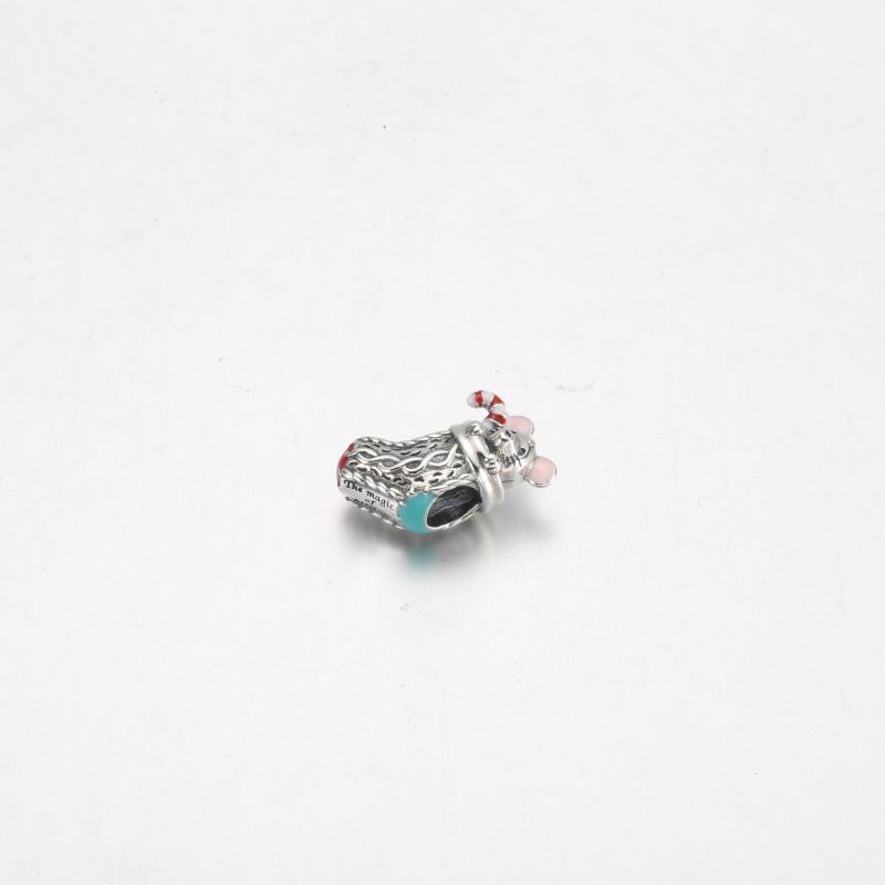 (kuva) PANDORA Jouluhiiri & Sukkahattu Charm - 792366C01 - Näytä 6
