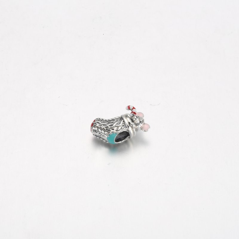 (kuva) PANDORA Jouluhiiri & Sukkahattu Charm - 792366C01 - Näytä 10