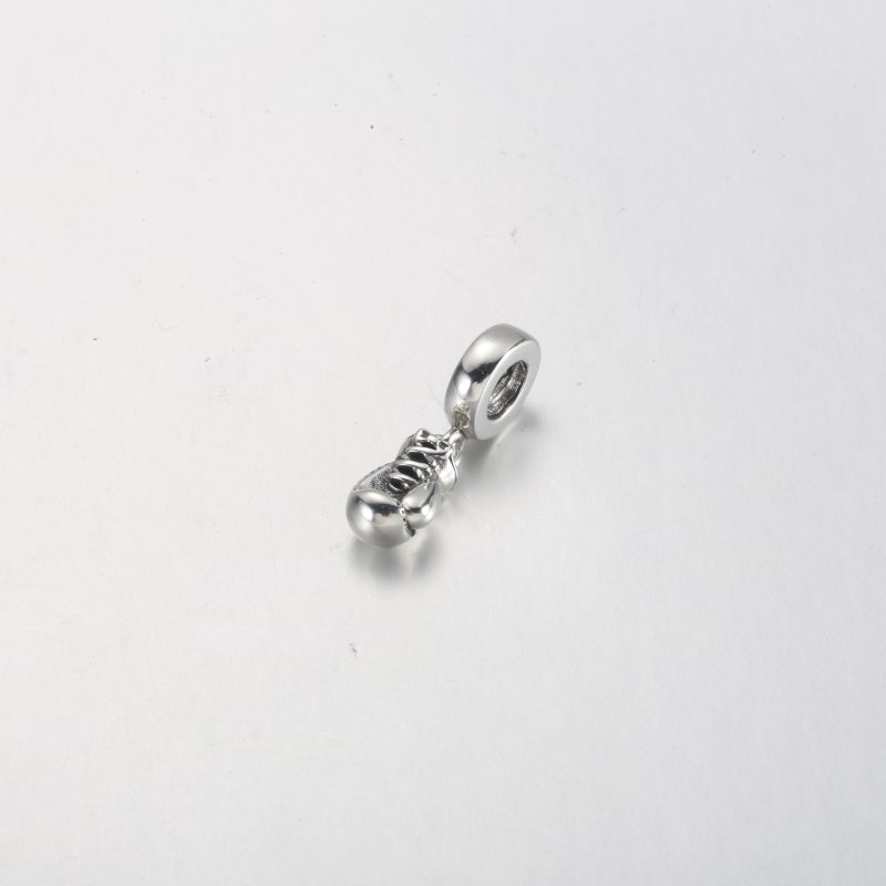 (kuva) PANDORA Nyrkkeilyhanska Ripustin - 792550C01 - Näytä 6