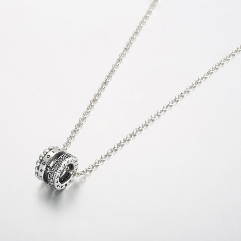 (kuva) Pandora Signature Logo Pavé & Helmet Koru & Kaulaketju - 392311C01 - Näytä 2