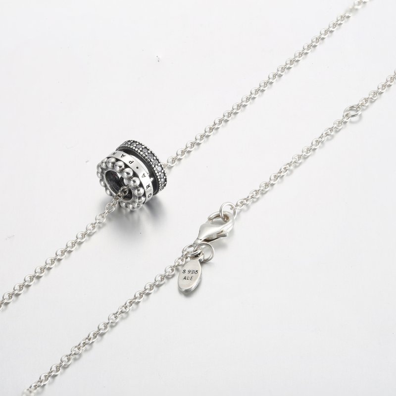 (kuva) Pandora Signature Logo Pavé & Helmet Koru & Kaulaketju - 392311C01 - Näytä 4