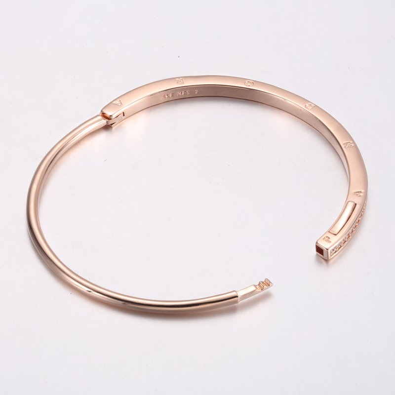 (kuva) Pandora Signature I-D Pavé Rannekoru - 582313C01 - Näytä 3