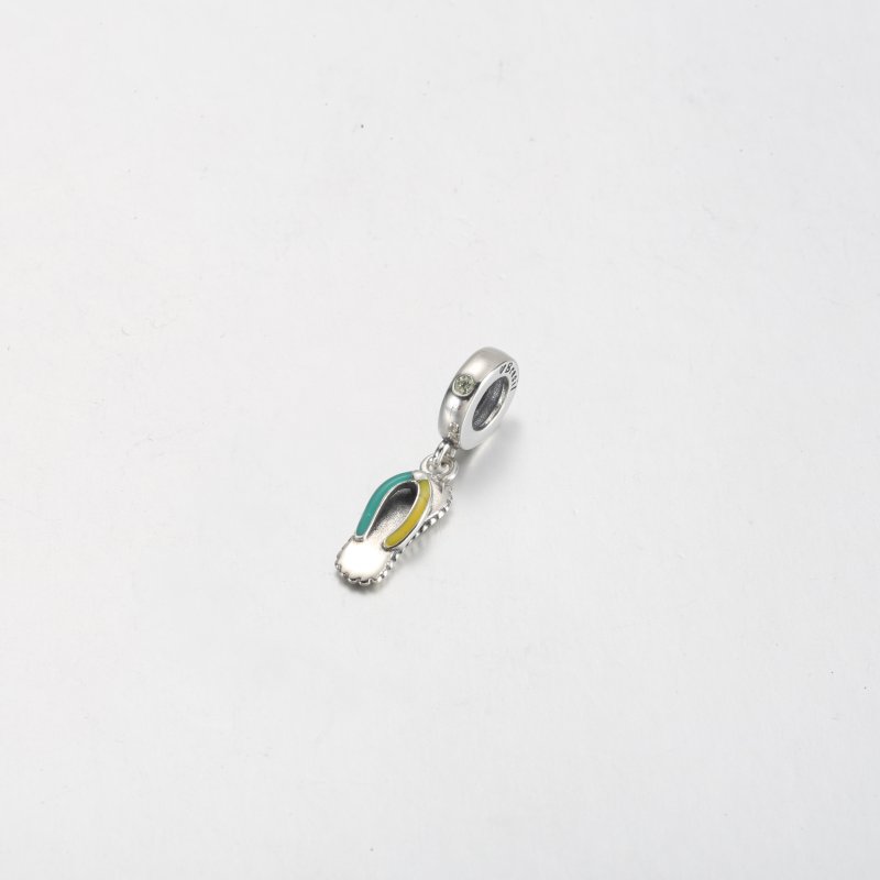 (kuva) Pandora Flip-flop Dangle Charm - 792197C01 - Näytä 2