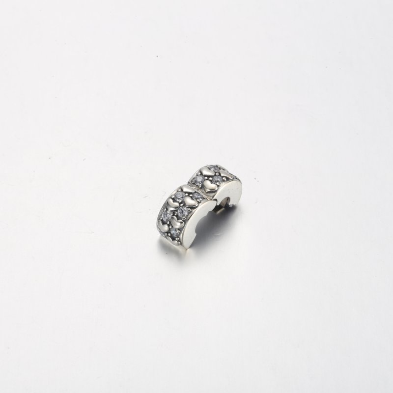 (kuva) Pandora Infinite Hearts Sparkling Clip Charm - 792235C01 - Näytä 3