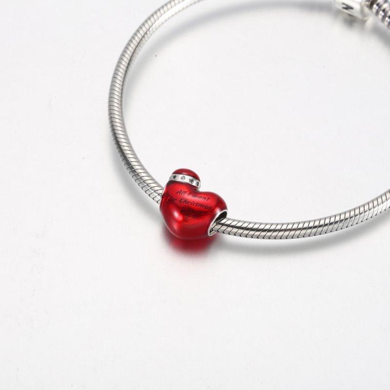 (kuva) Pandora Metallic Red Christmas Heart Charm - 792336C01 - Näytä 5