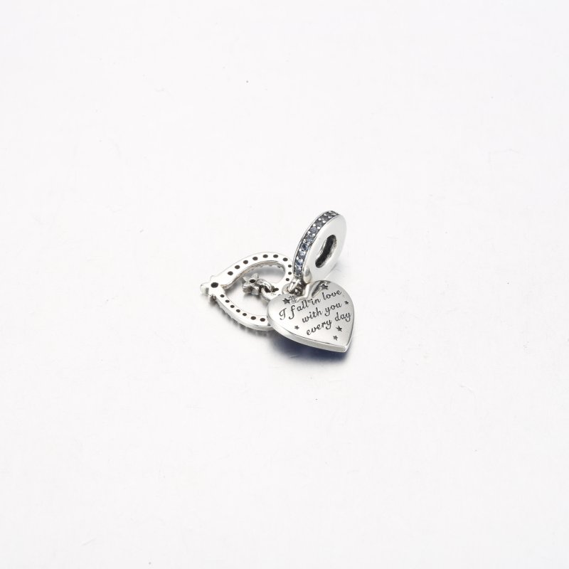 (kuva) Pandora Celestial -tähtisade Sydän Kaksoisriipus Charm - 792356C01 - Näytä 3
