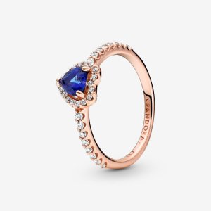 (kuva) Pandora Sparkling Blue Elevated Heart Ring - 188421C01