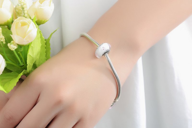 (kuva) Pandora-tyylinen Valkoinen Murano-lasi Pinkit Kivet Charm - SCZ004 - Näytä 10