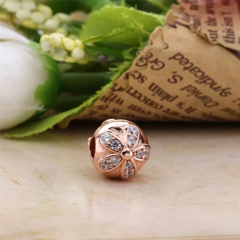 (kuva) Dazzling Daisies - 781493CZ - Helat | PANDORA - Näytä 2