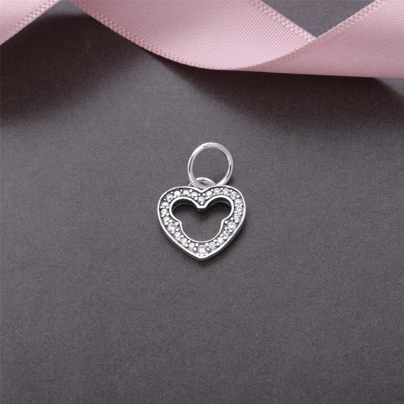 (kuva) Disney heart silver dangle Mickey silhouette - 791557CZ - Helat | PANDORA - Näytä 2