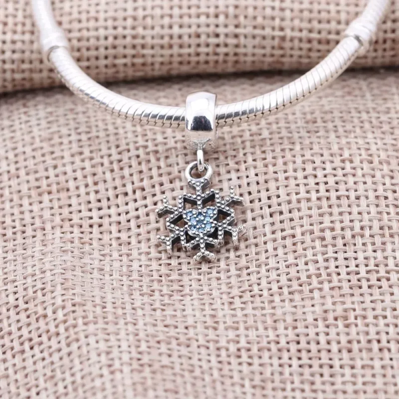 (kuva) Disney Mickey snowflake silver dangle - 791467CFL - Helat | PANDORA - Näytä 2