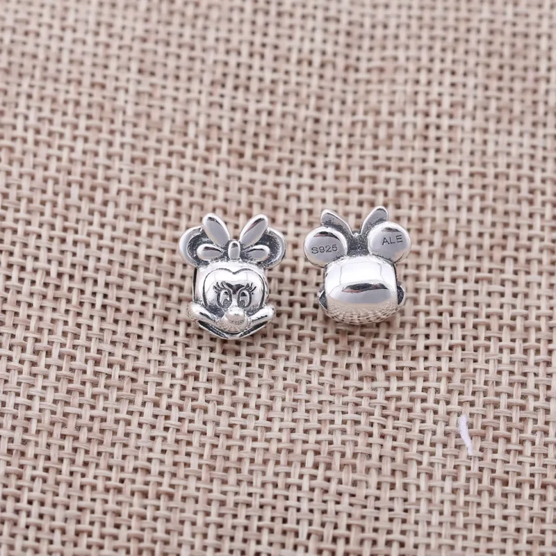 (kuva) Disney Minnie silver charm - 791587 - Helat | PANDORA - Näytä 3