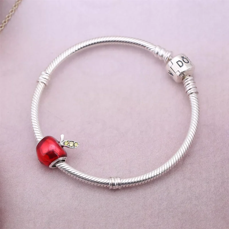 (kuva) Disney, Snow White’s Apple - 791572EN73 - Helat | PANDORA - Näytä 2