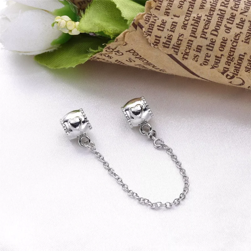 (kuva) Embossed Heart Safety Chain - 796457CZ - Helat | PANDORA - Näytä 3