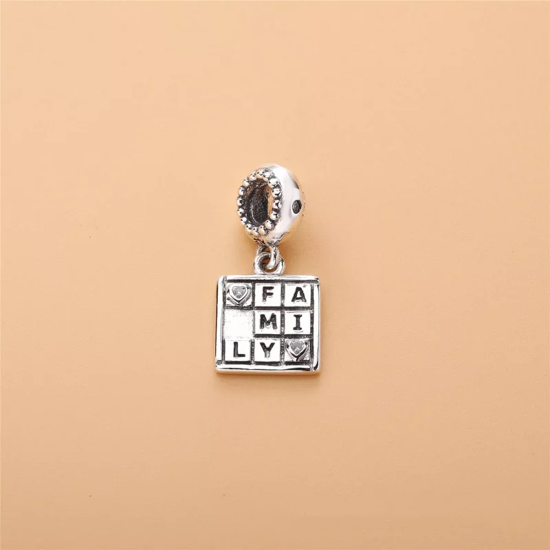 (kuva) Family Game Pendant Charm - 797626CZ - Helat | PANDORA - Näytä 2