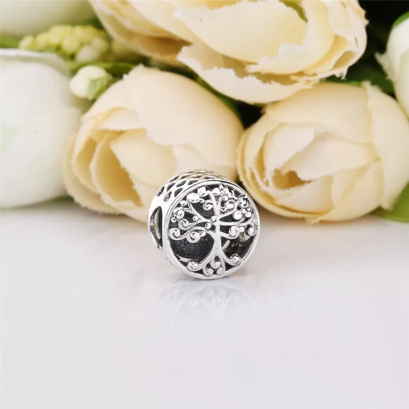 (kuva) Family Roots Charm - 797590 - Helat | PANDORA - Näytä 2