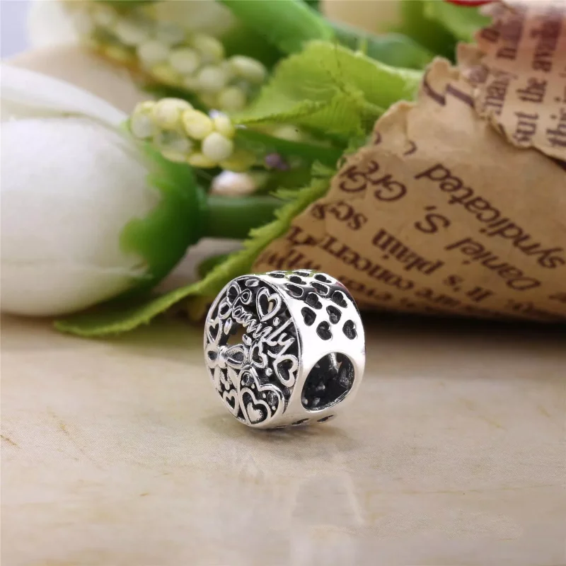 (kuva) Family Tribute Charm - 796267CZ - Helat | PANDORA - Näytä 4