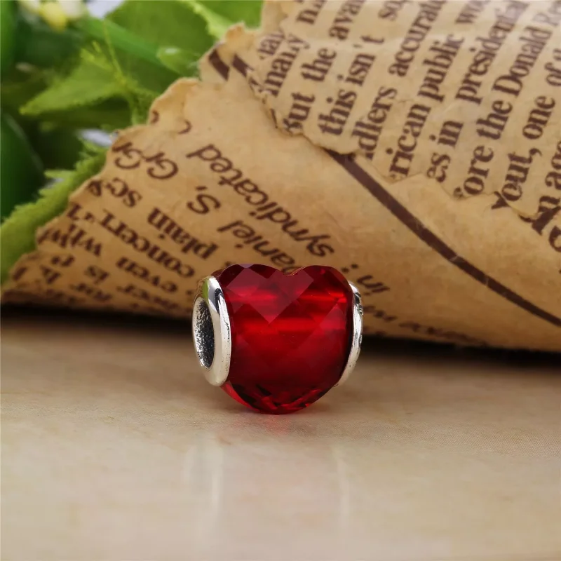 (kuva) Fuchsia Shape of Love - 796563NFR - Helat | PANDORA - Näytä 3