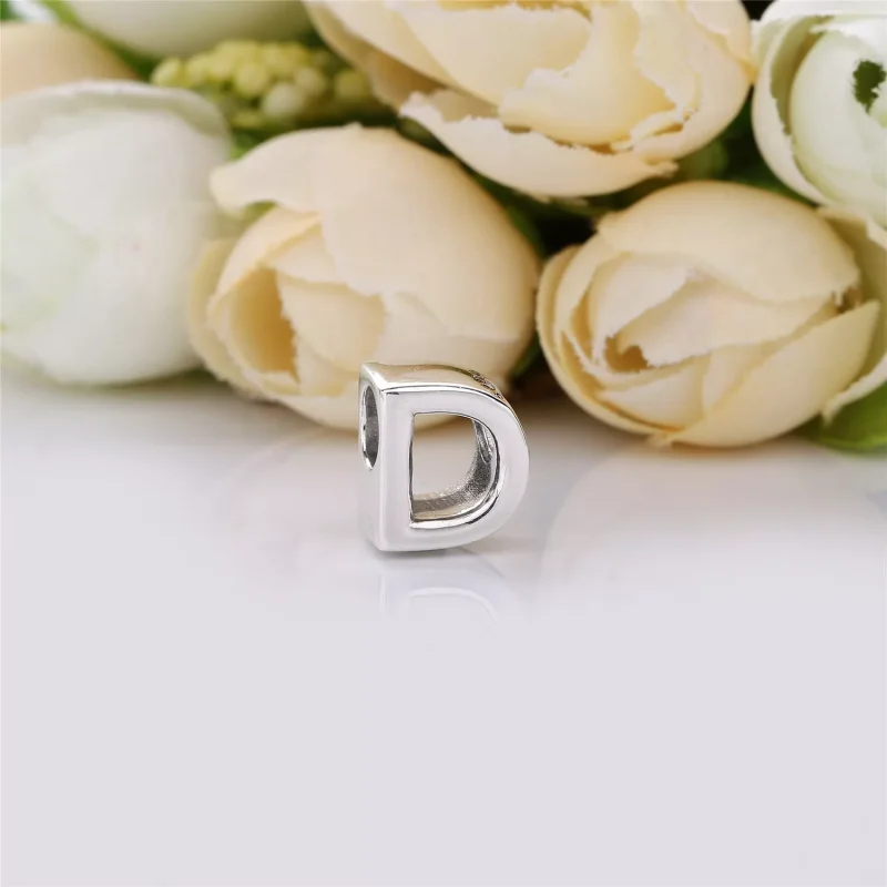 (kuva) Letter D Charm - 797458 - Helat | PANDORA - Näytä 2