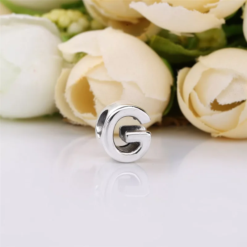 (kuva) Letter G Charm - 797461 - Helat | PANDORA - Näytä 2