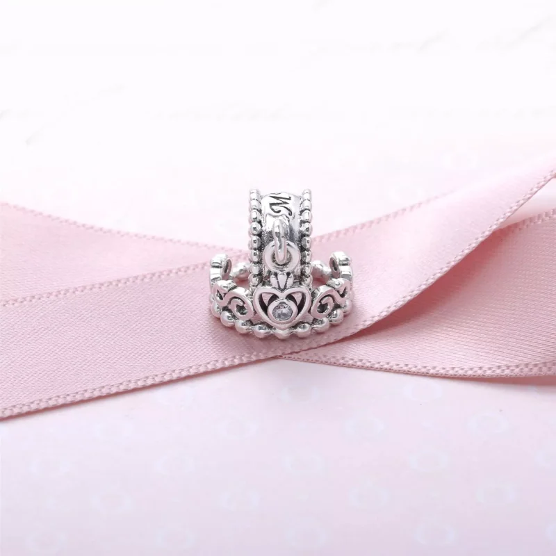 (kuva) PANDORA riipushela - Prinsessani Tiara - Näytä 3