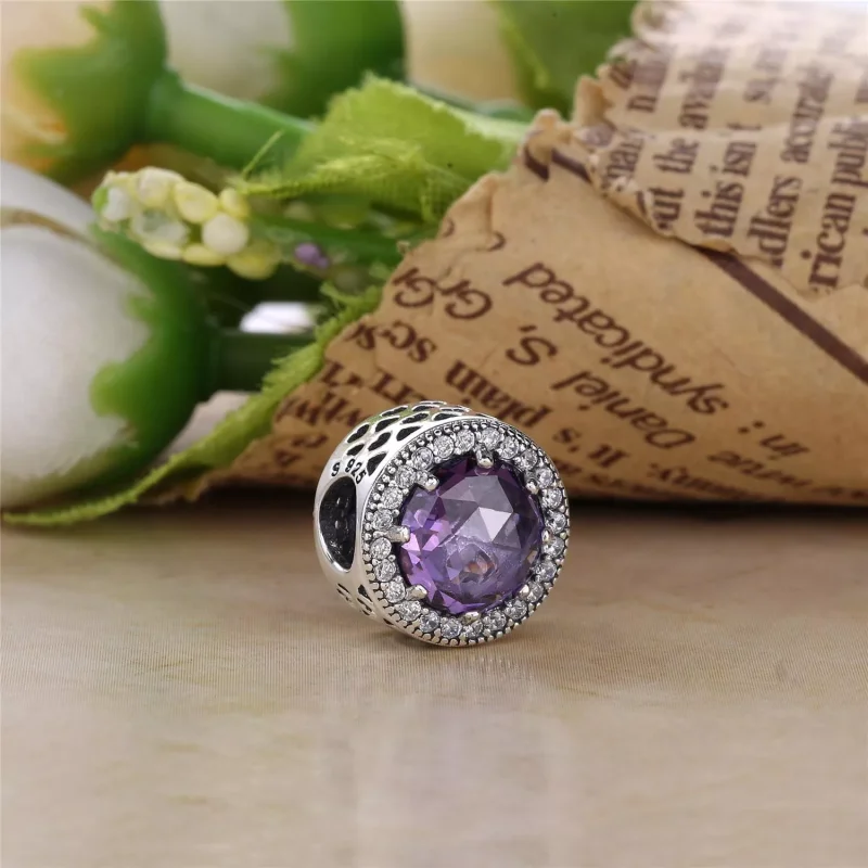 (kuva) Radiant Hearts Charm - 791725CZ - Helat | PANDORA - Näytä 2