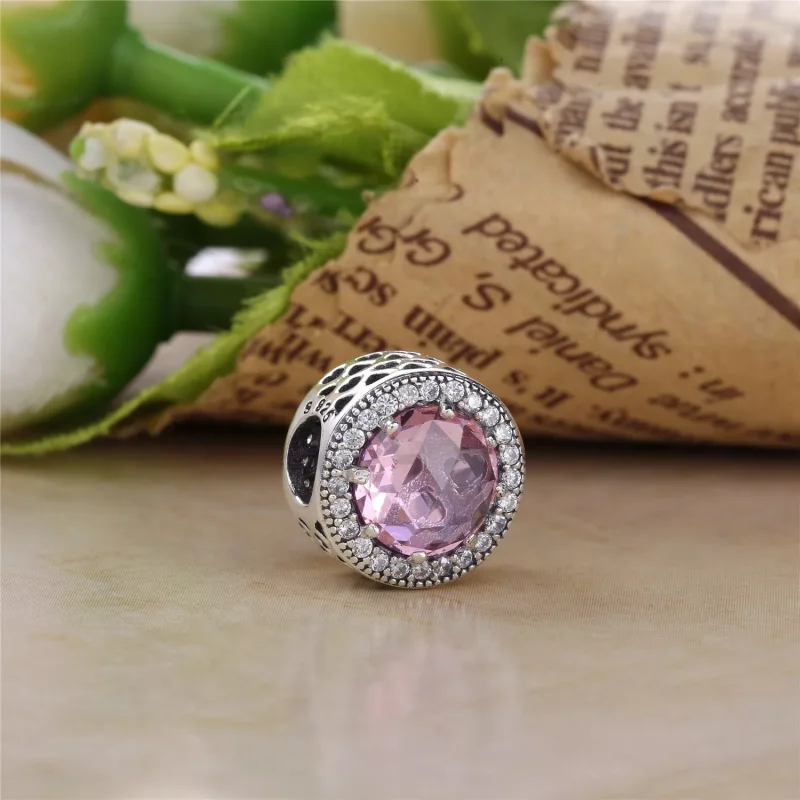 (kuva) Radiant Hearts Charm - 791725CZ - Helat | PANDORA - Näytä 3