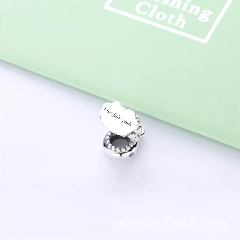 (kuva) Regal Castle Pendant Charm - 797651CZ - Helat | PANDORA - Näytä 3