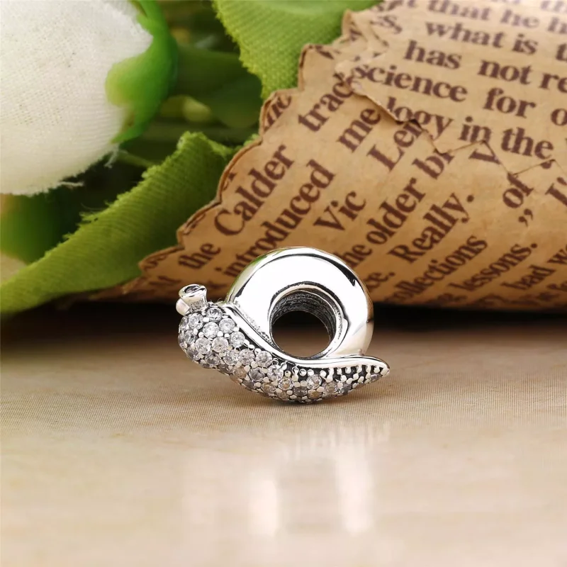 (kuva) Sparkling Snail - 797063CZ - Helat | PANDORA - Näytä 3