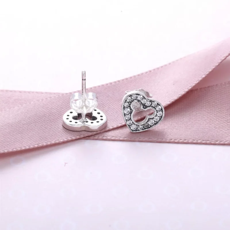 (kuva) Disney heart silver Nappikorvakorut - 290579CZ | PANDORA - Näytä 3